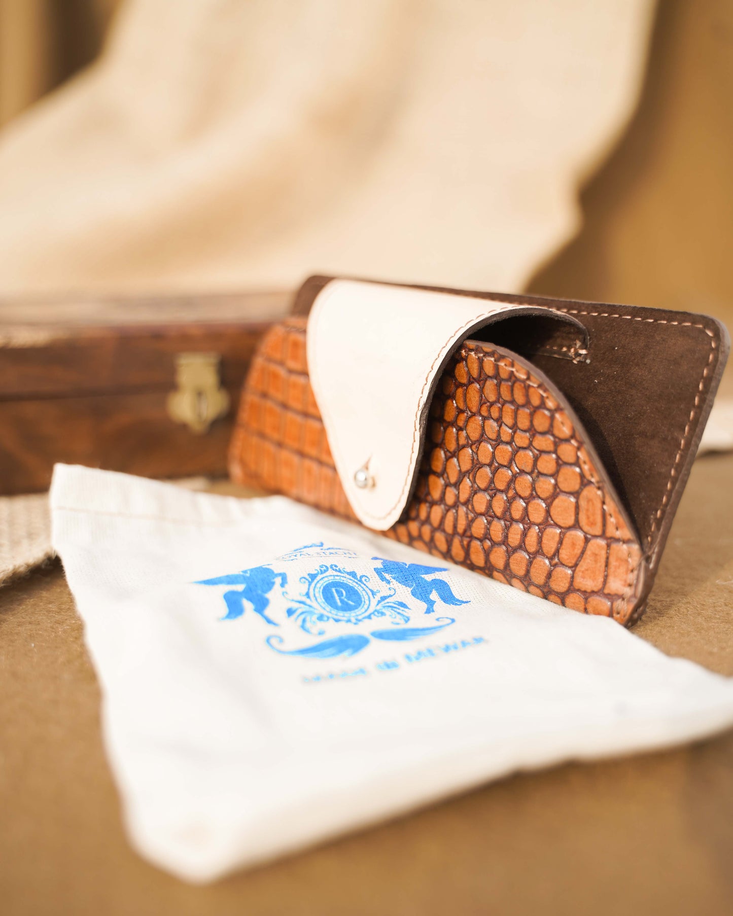 Crock Sunglasses Case