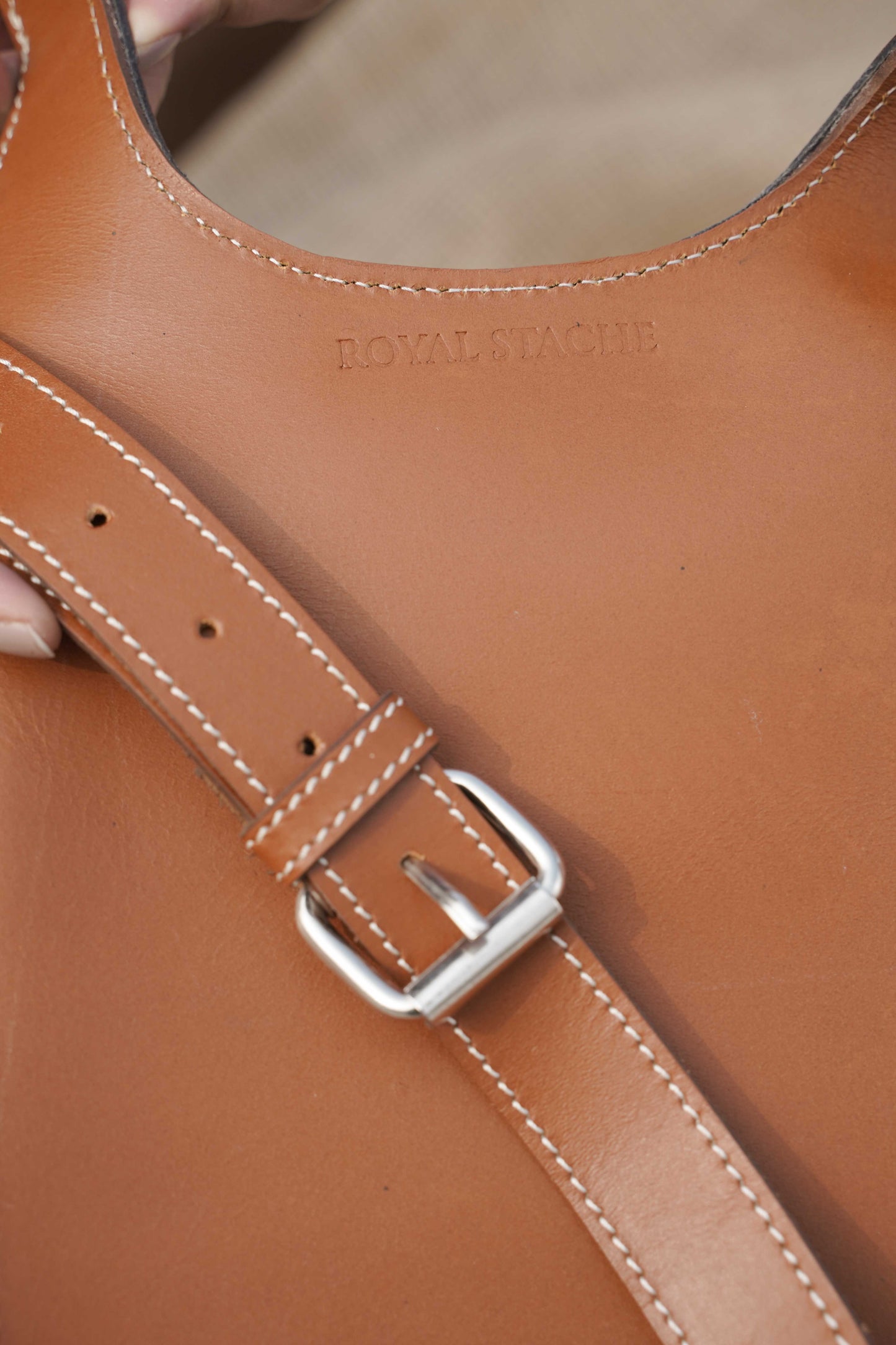 Unisex Tan Leather Side Bag